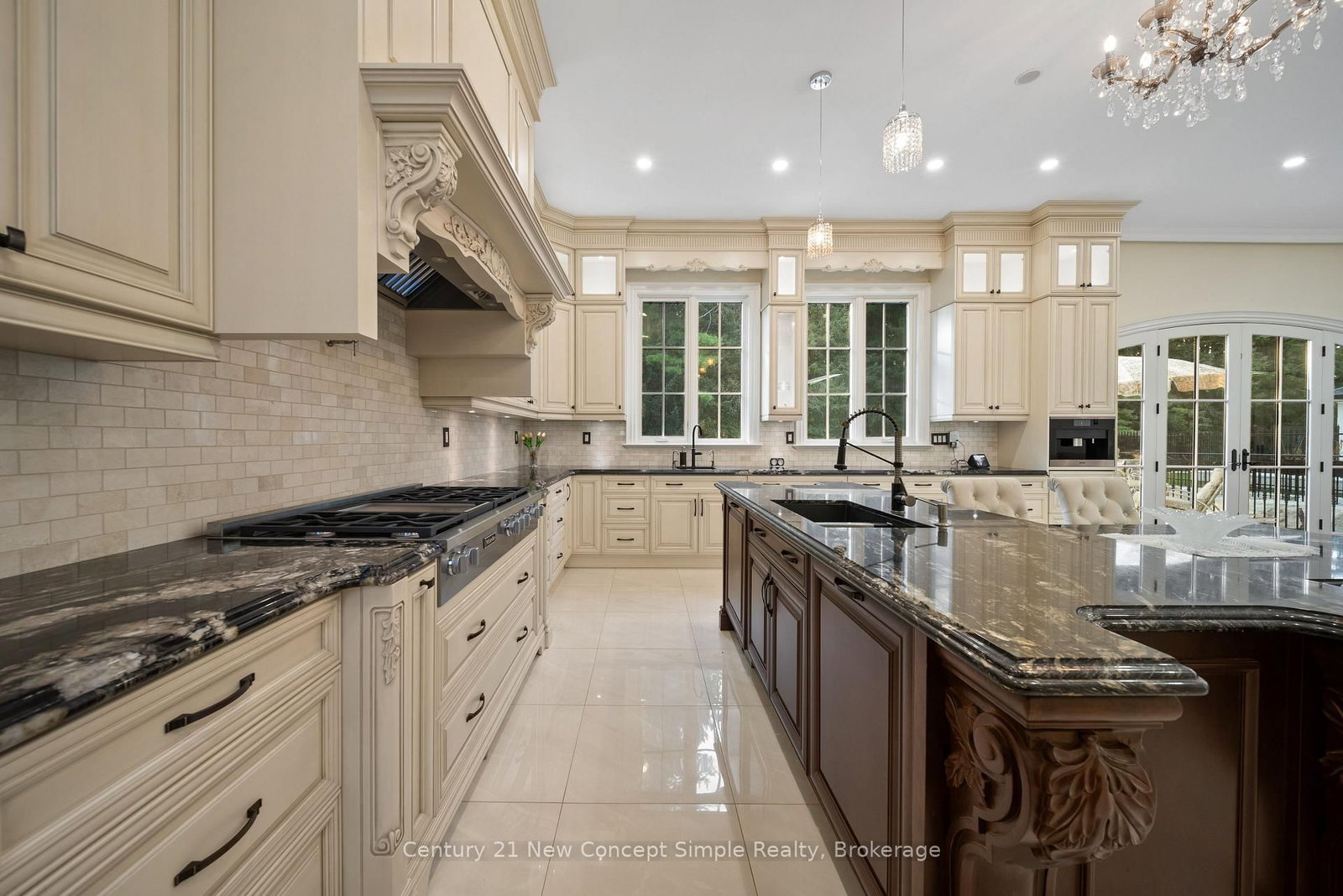 2637 Bluffs Way, Burlington — 17