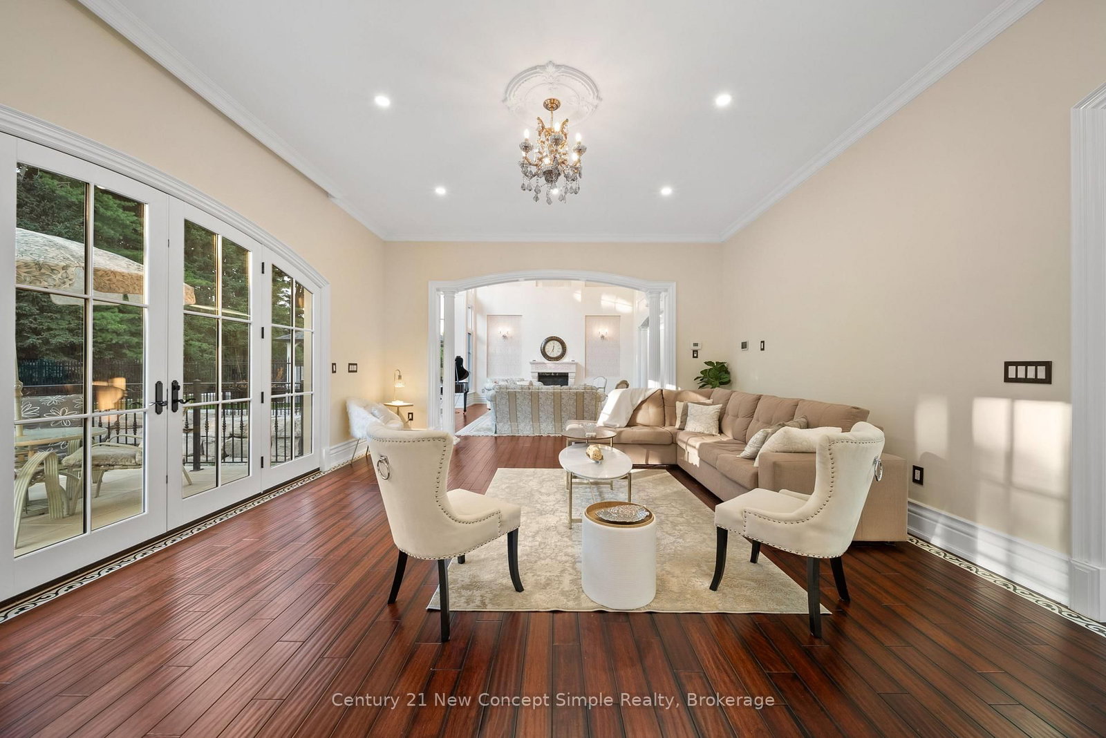 2637 Bluffs Way, Burlington — 19
