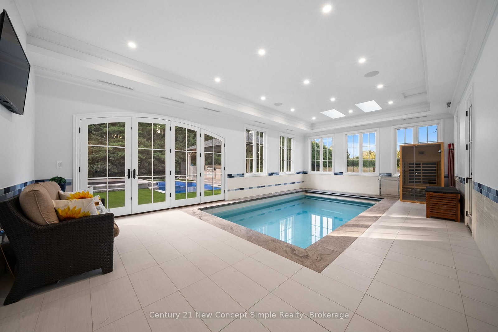 2637 Bluffs Way, Burlington — 25