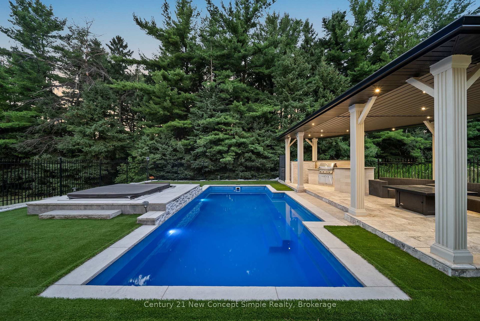 2637 Bluffs Way, Burlington — 28
