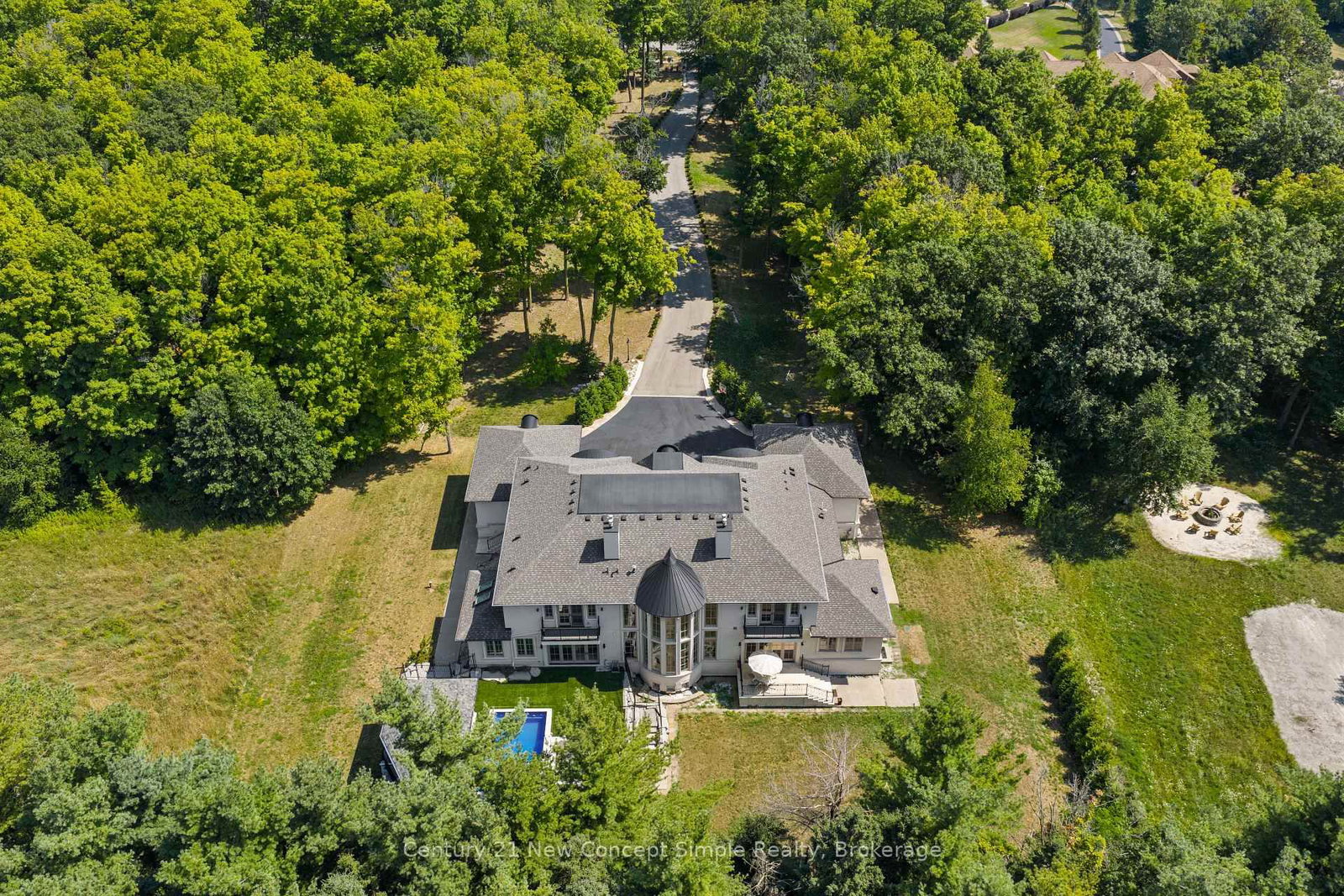 2637 Bluffs Way, Burlington — 3