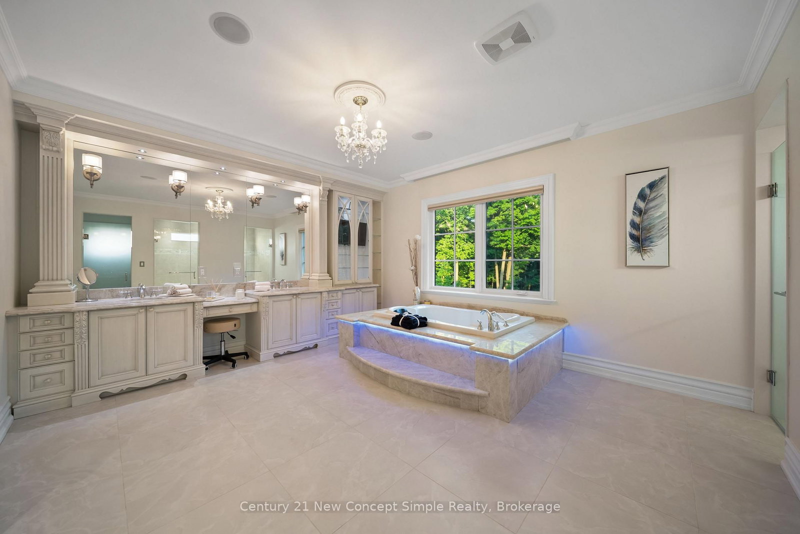 2637 Bluffs Way, Burlington — 36