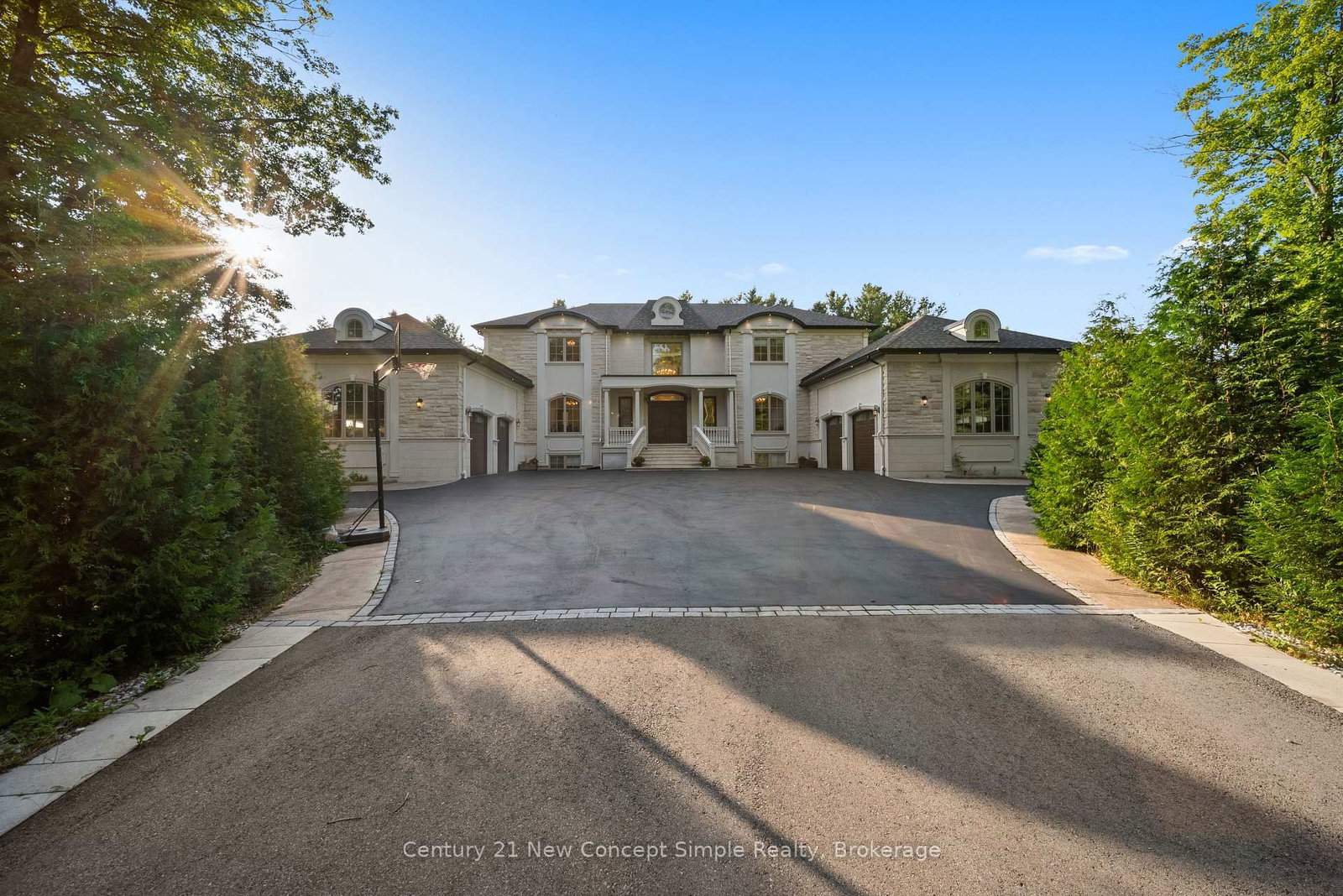 2637 Bluffs Way, Burlington — 49