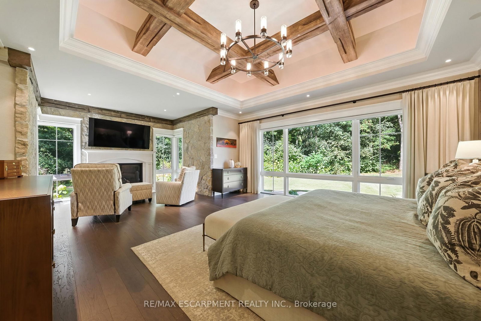 597 Old York Rd, Burlington — 11