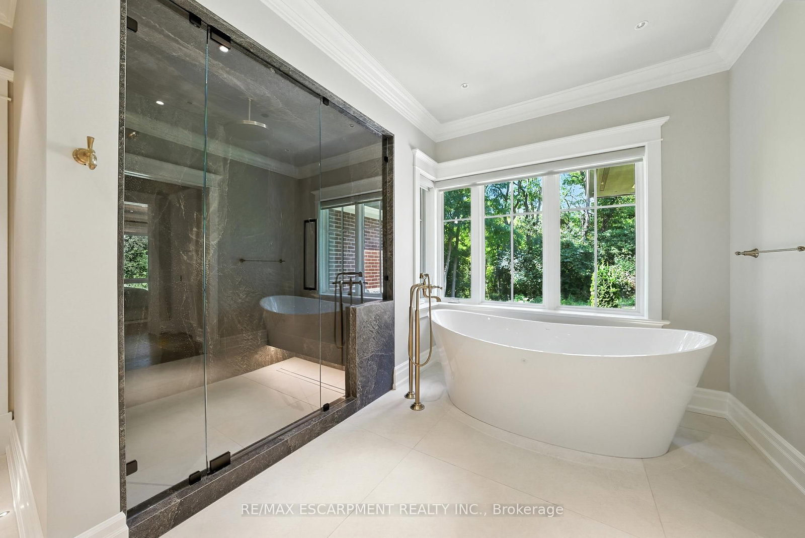 597 Old York Rd, Burlington — 14