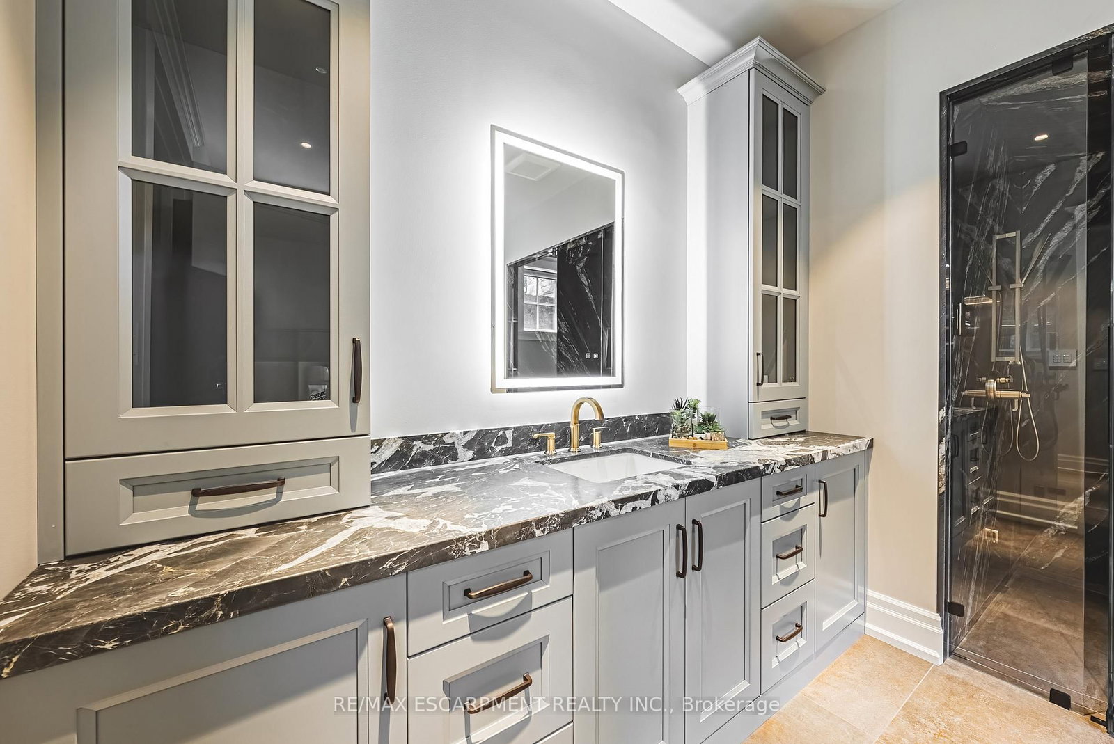 597 Old York Rd, Burlington — 38