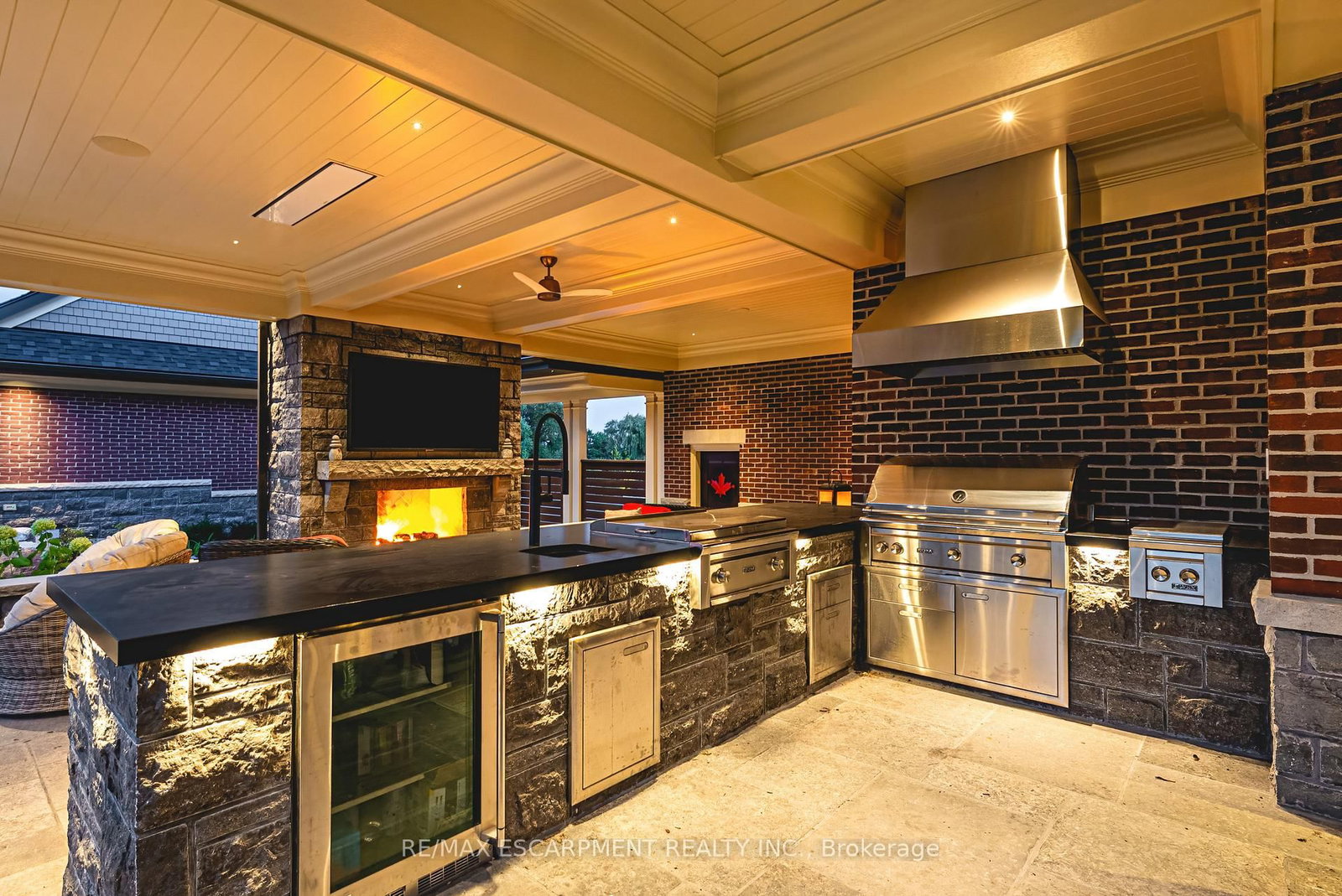 597 Old York Rd, Burlington — 49