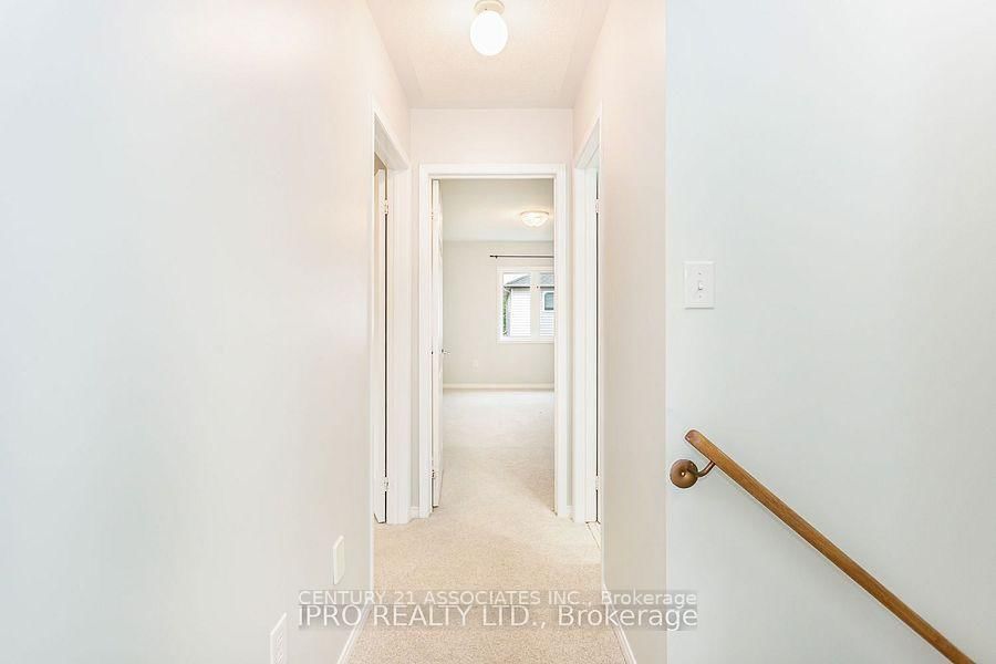 2410 Emerson Dr, Burlington — 2