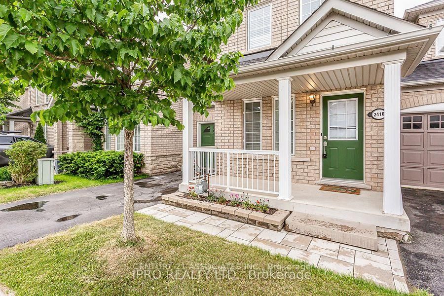 2410 Emerson Dr, Burlington — 3