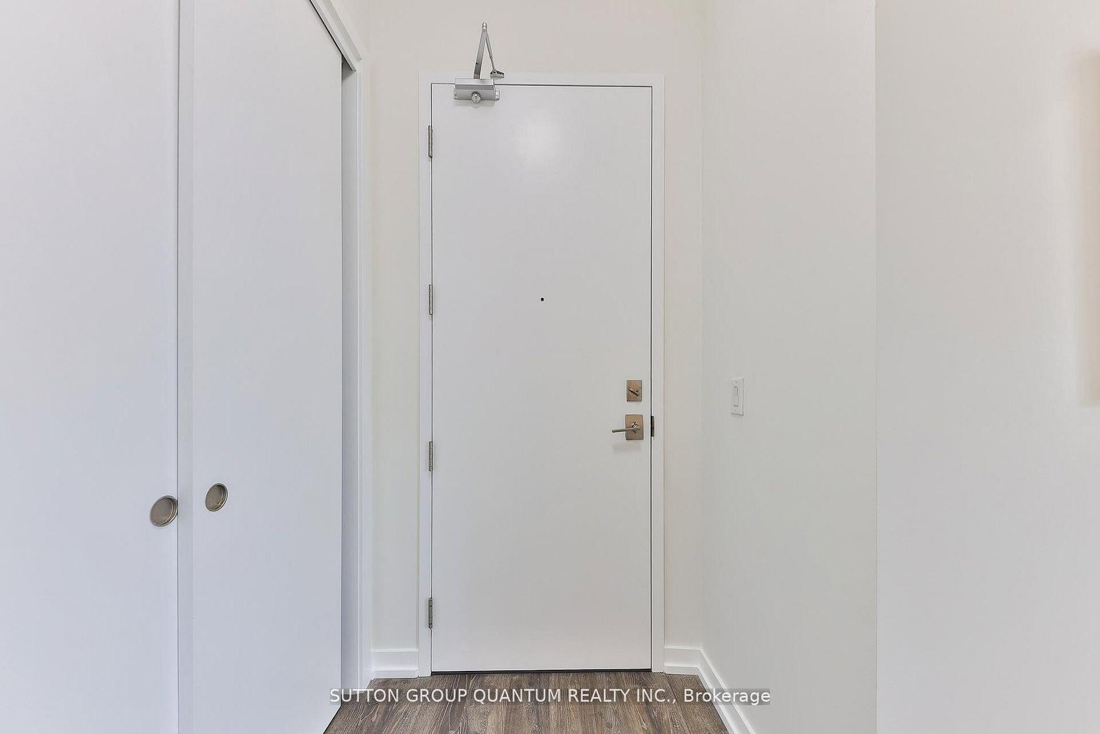 418-457 Plains Rd, Burlington — 12