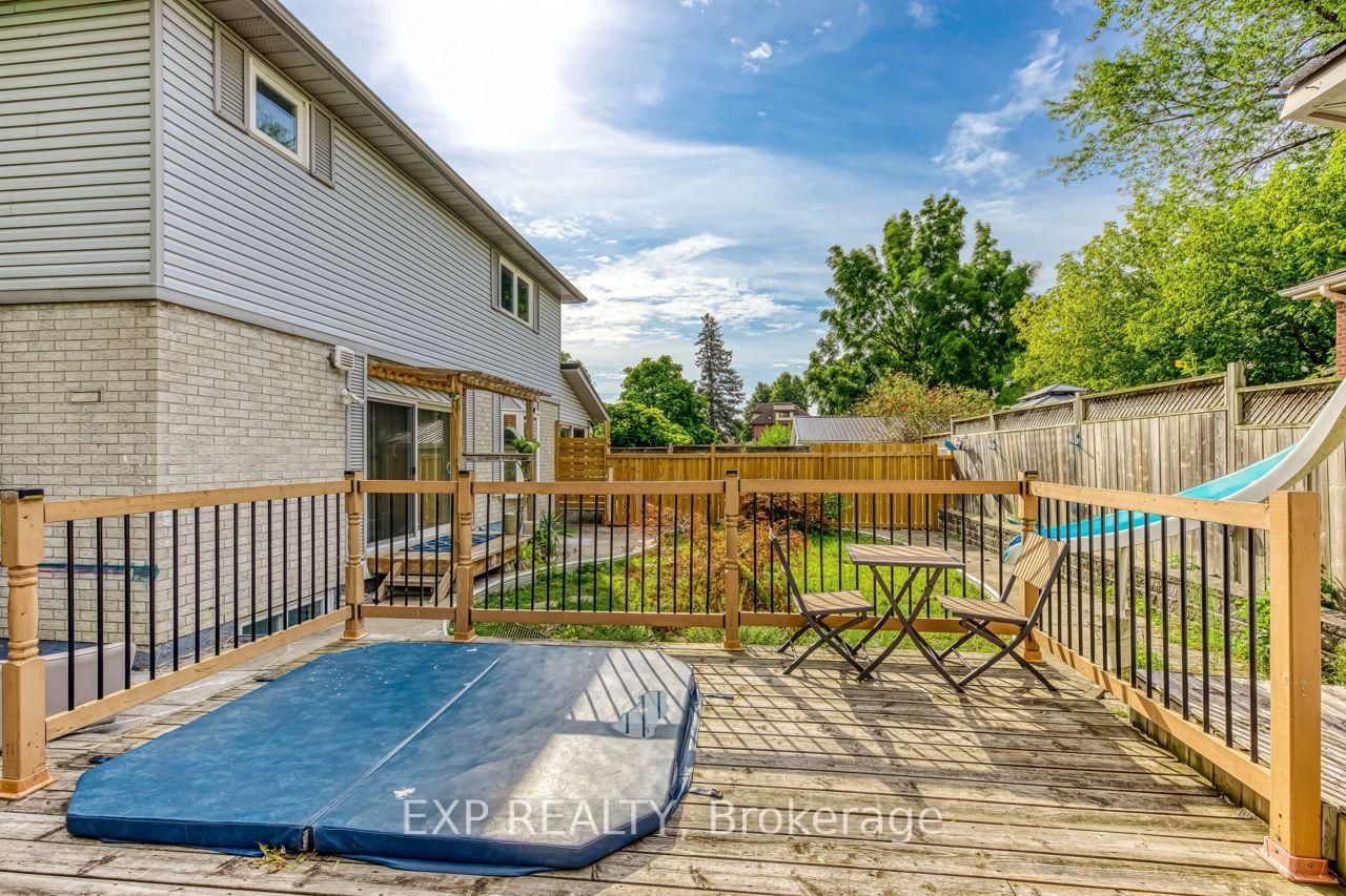 Main-1060 Glendor Ave, Burlington — 35