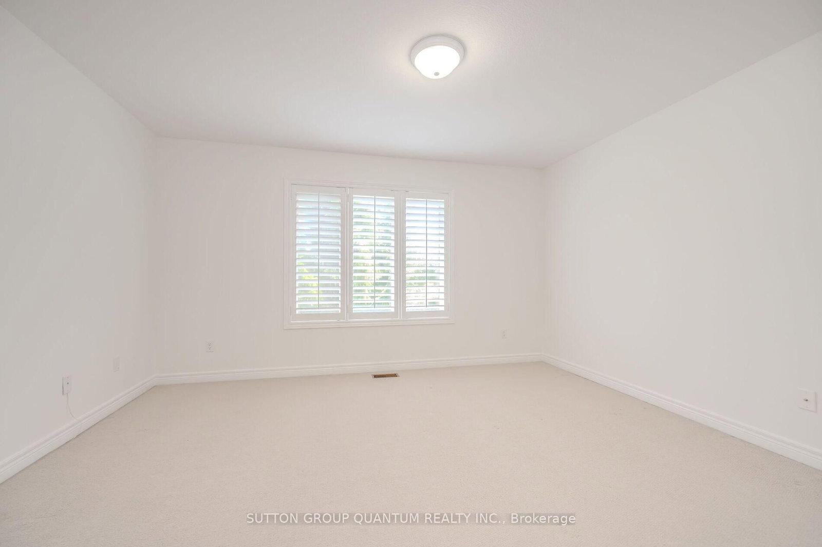 4304 INGRAM, Burlington — 12