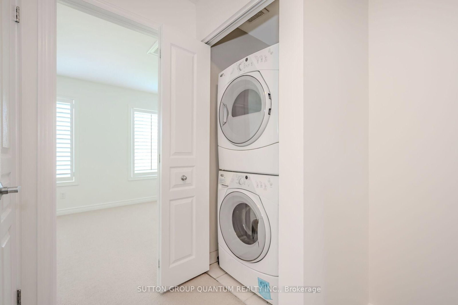 4304 INGRAM, Burlington — 18