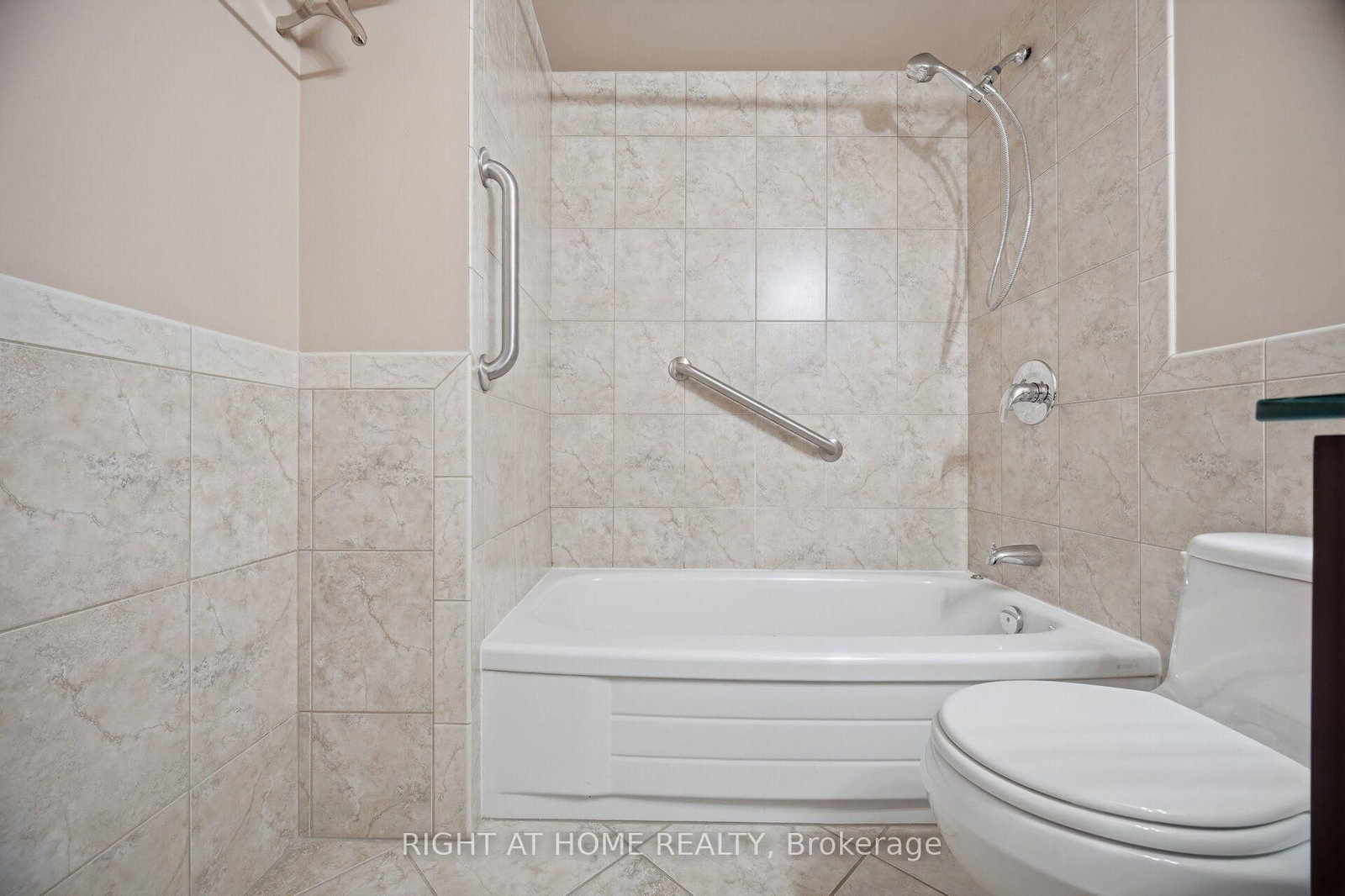 1104-5280 Lakeshore Rd, Burlington — 24