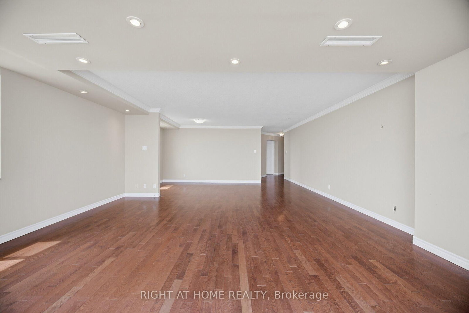 1104-5280 Lakeshore Rd, Burlington — 9