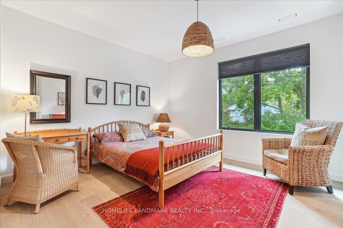 114 Reding Rd, Hamilton — 32