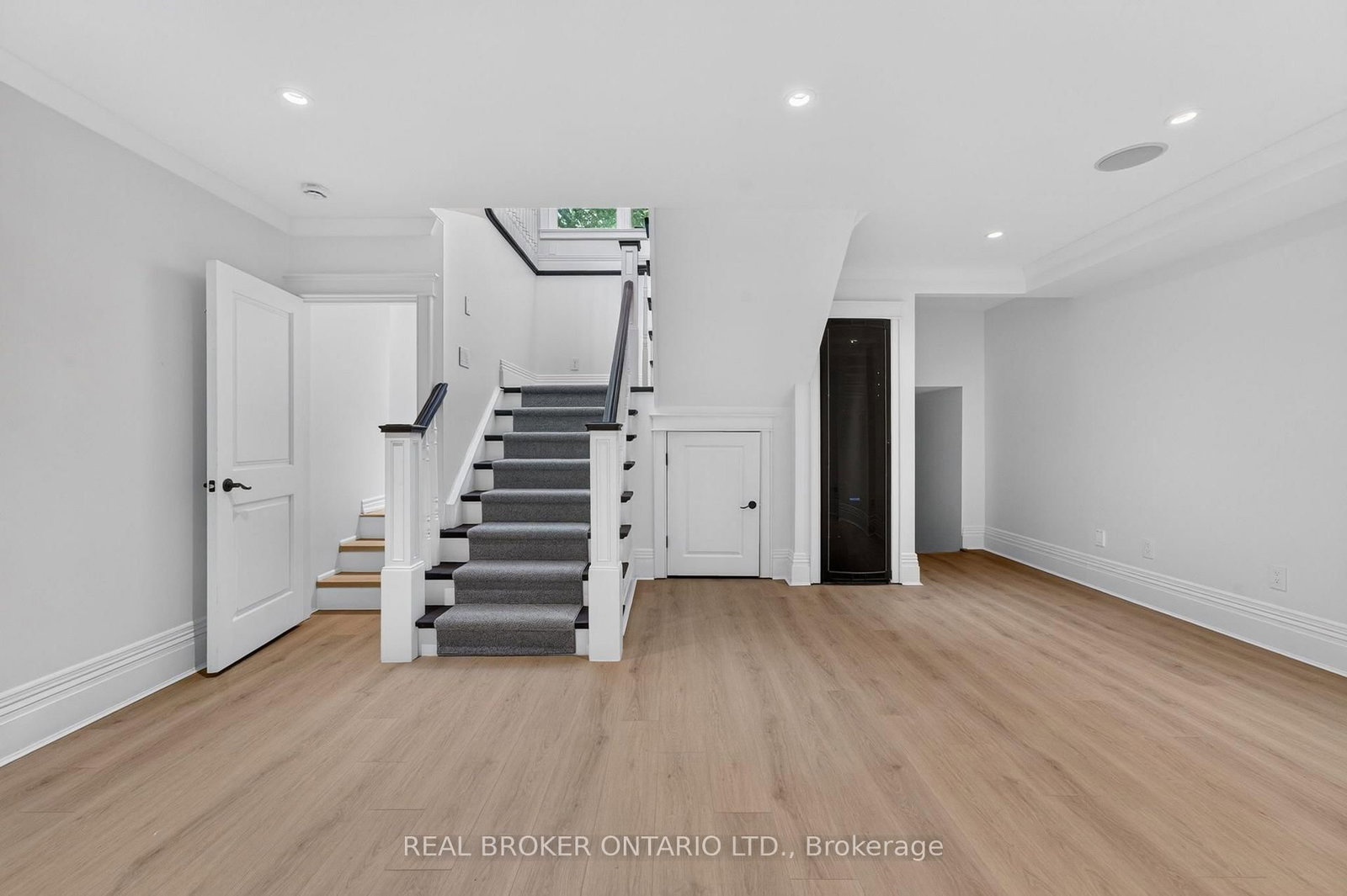 63 Mill St, Hamilton — 31