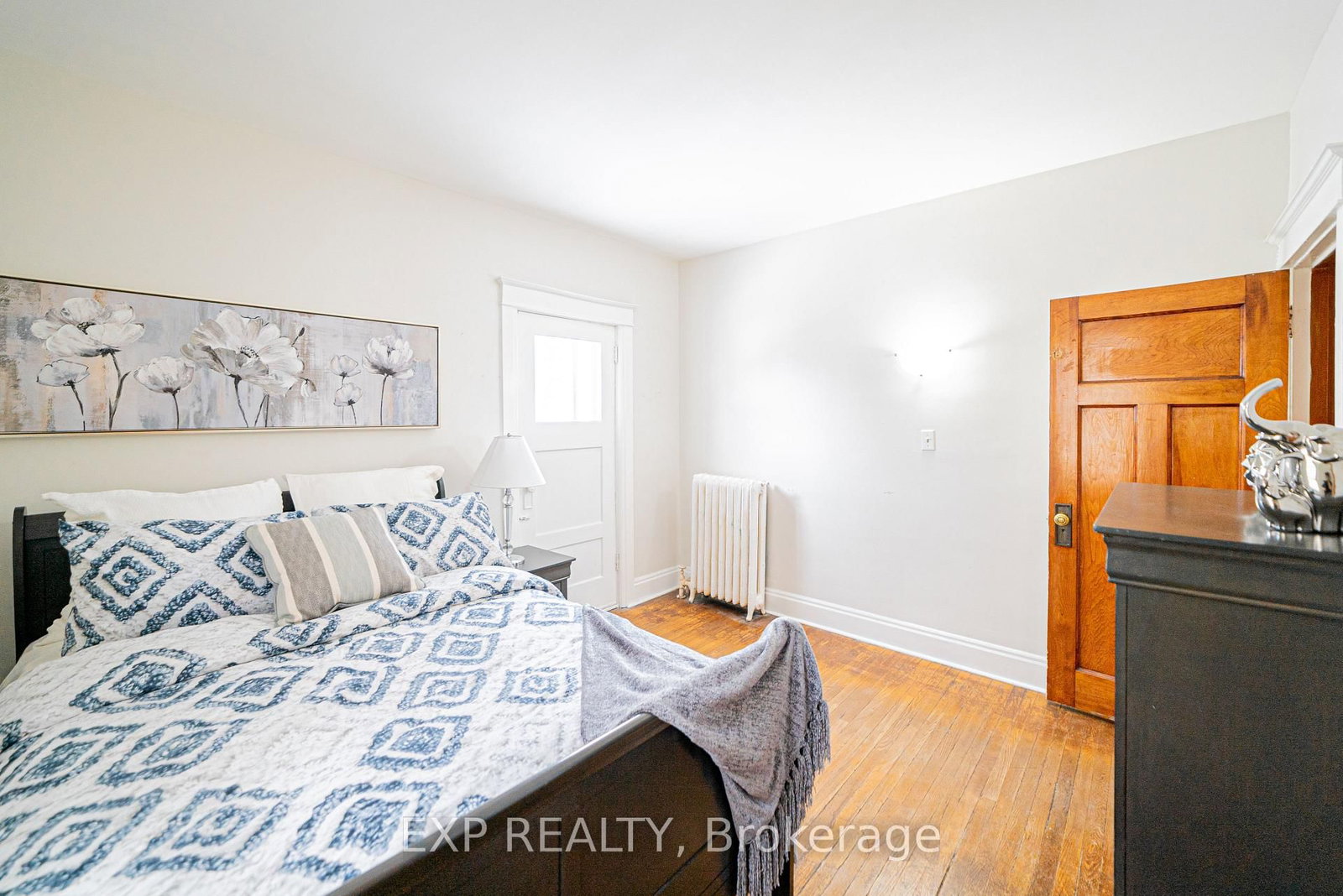 Main-52 Proctor Blvd, Hamilton — 18