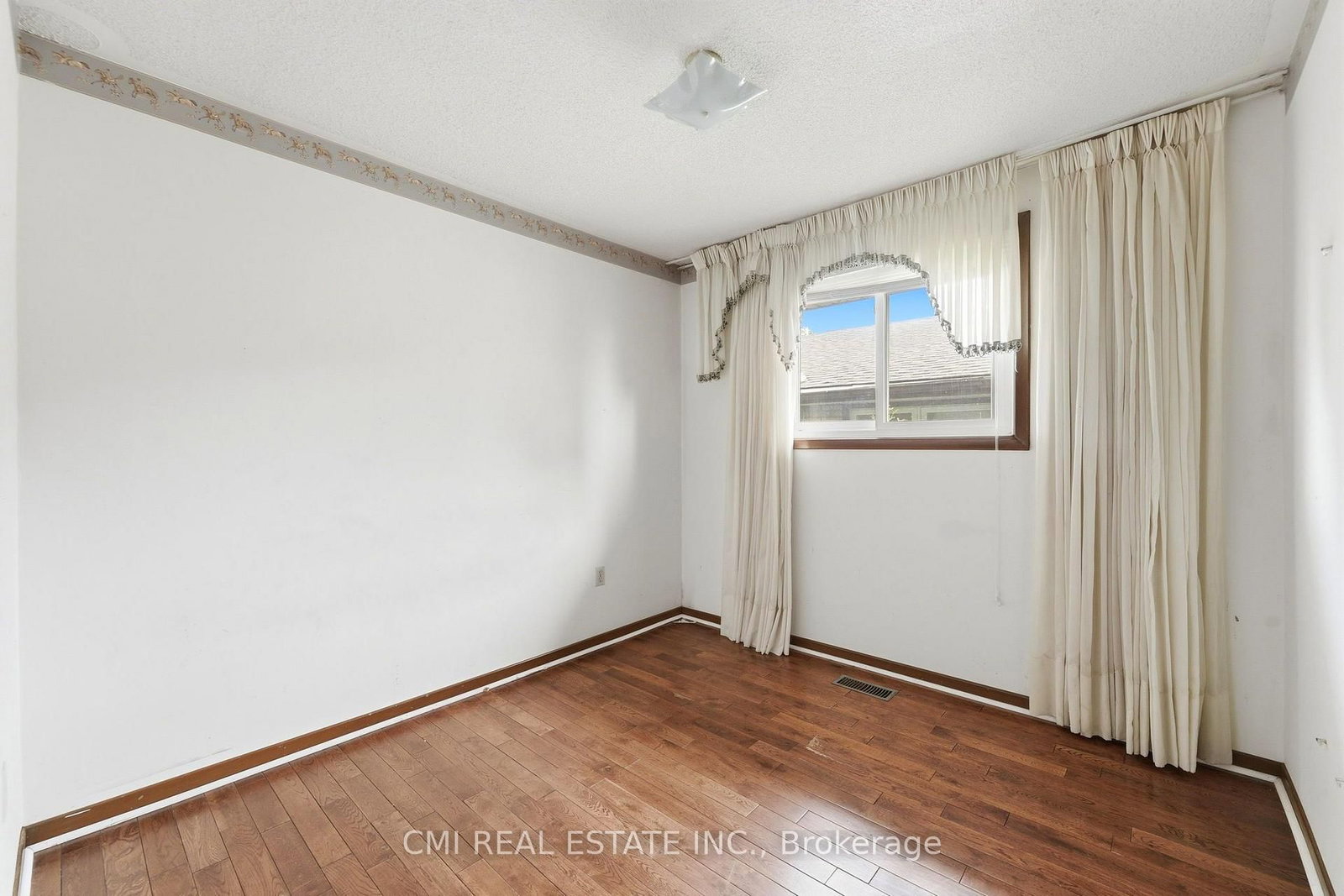 185 Lavina Cres, Hamilton — 26