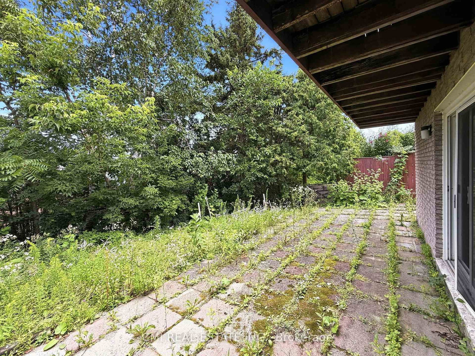 185 Lavina Cres, Hamilton — 44