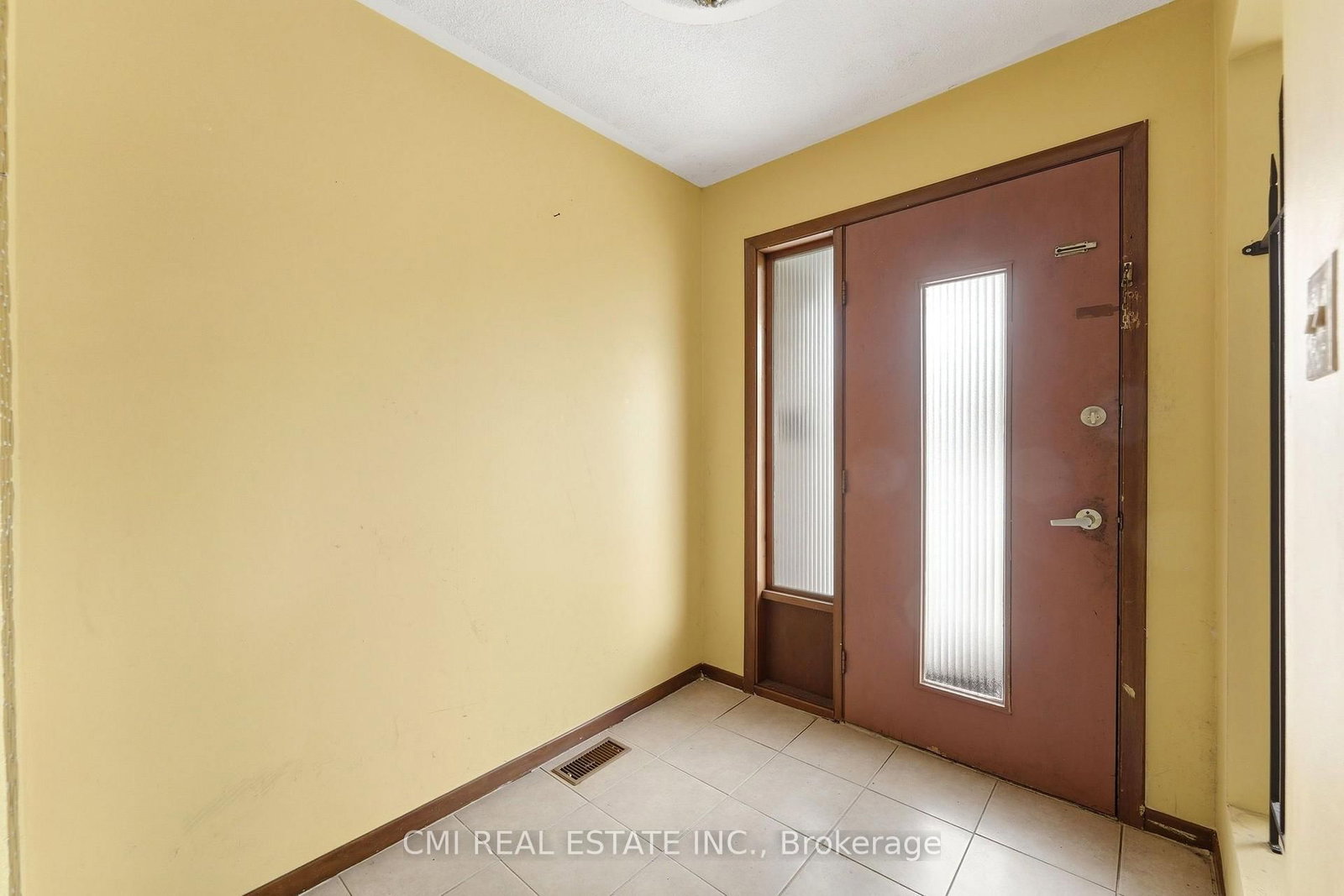 185 Lavina Cres, Hamilton — 5