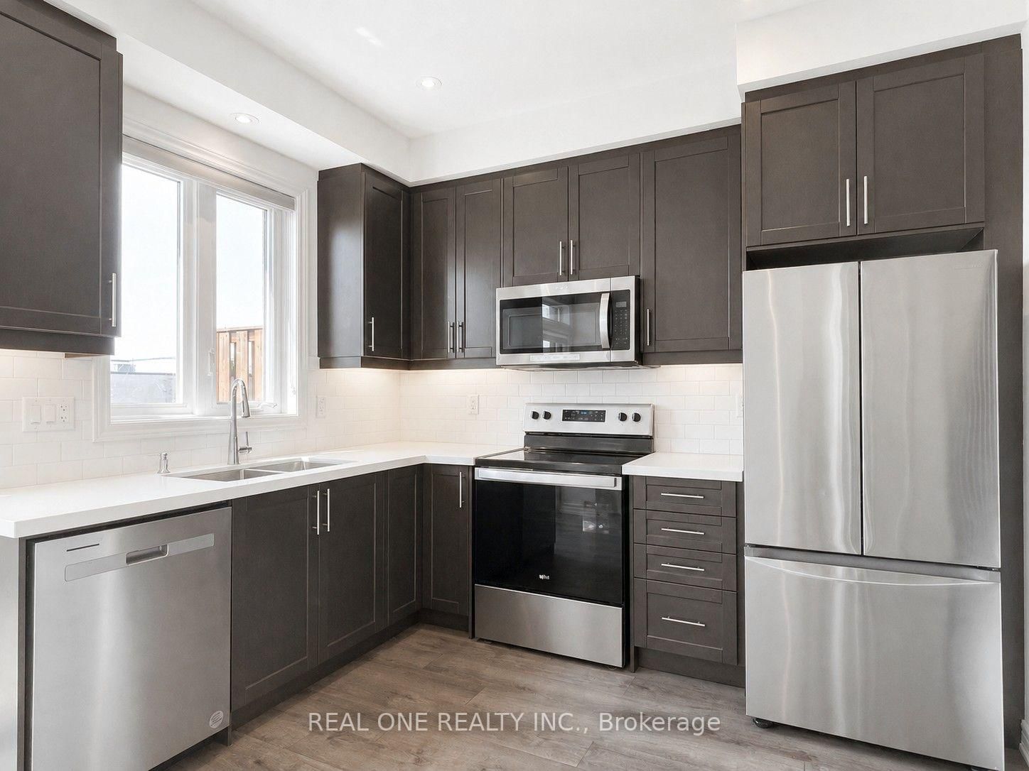 31-61 Soho St, Hamilton — 10