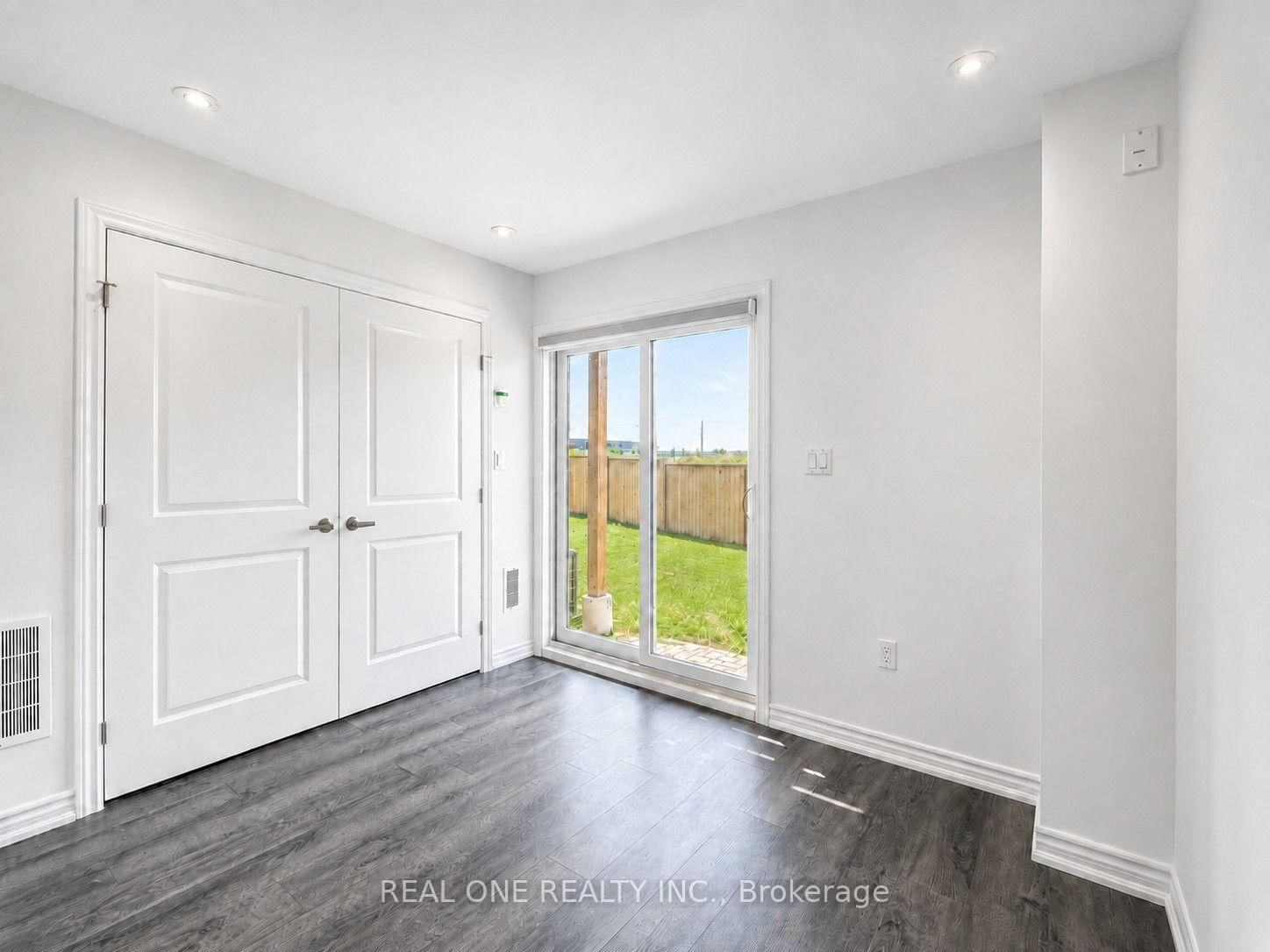 31-61 Soho St, Hamilton — 27