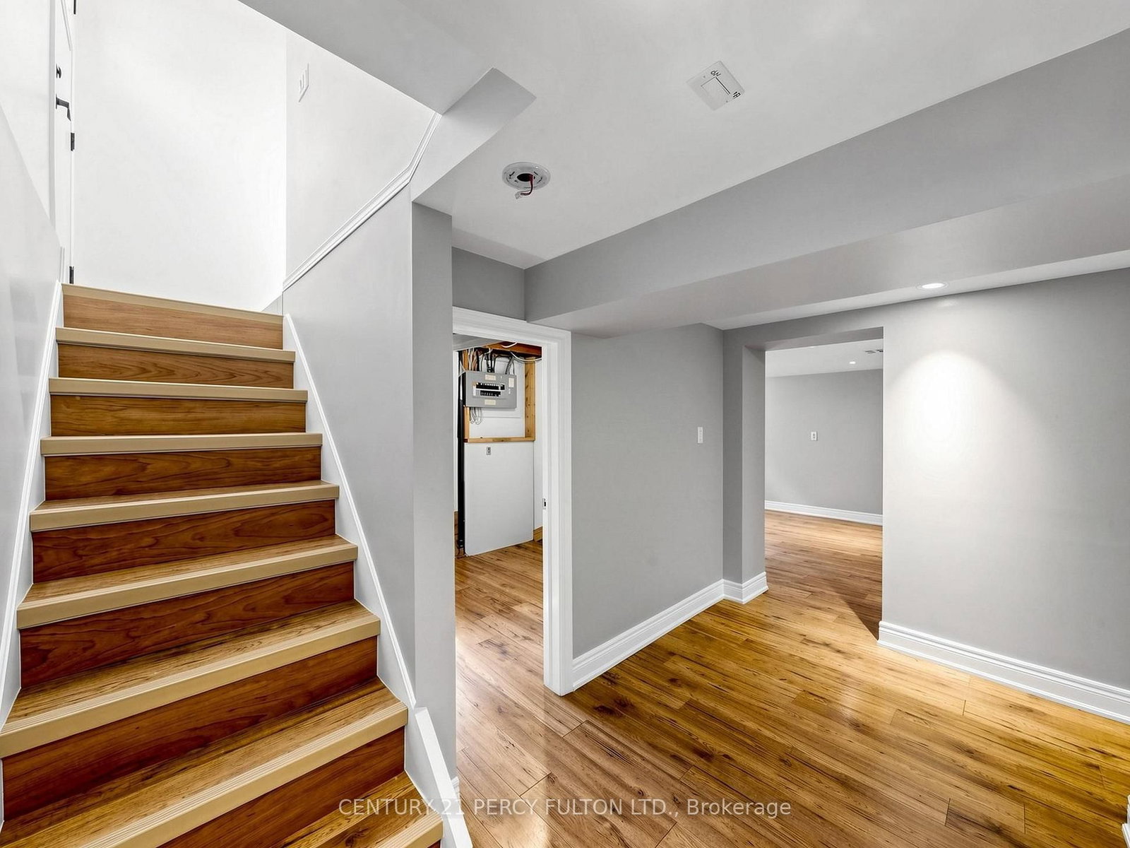 25 Kenwood Cres, Hamilton — 29