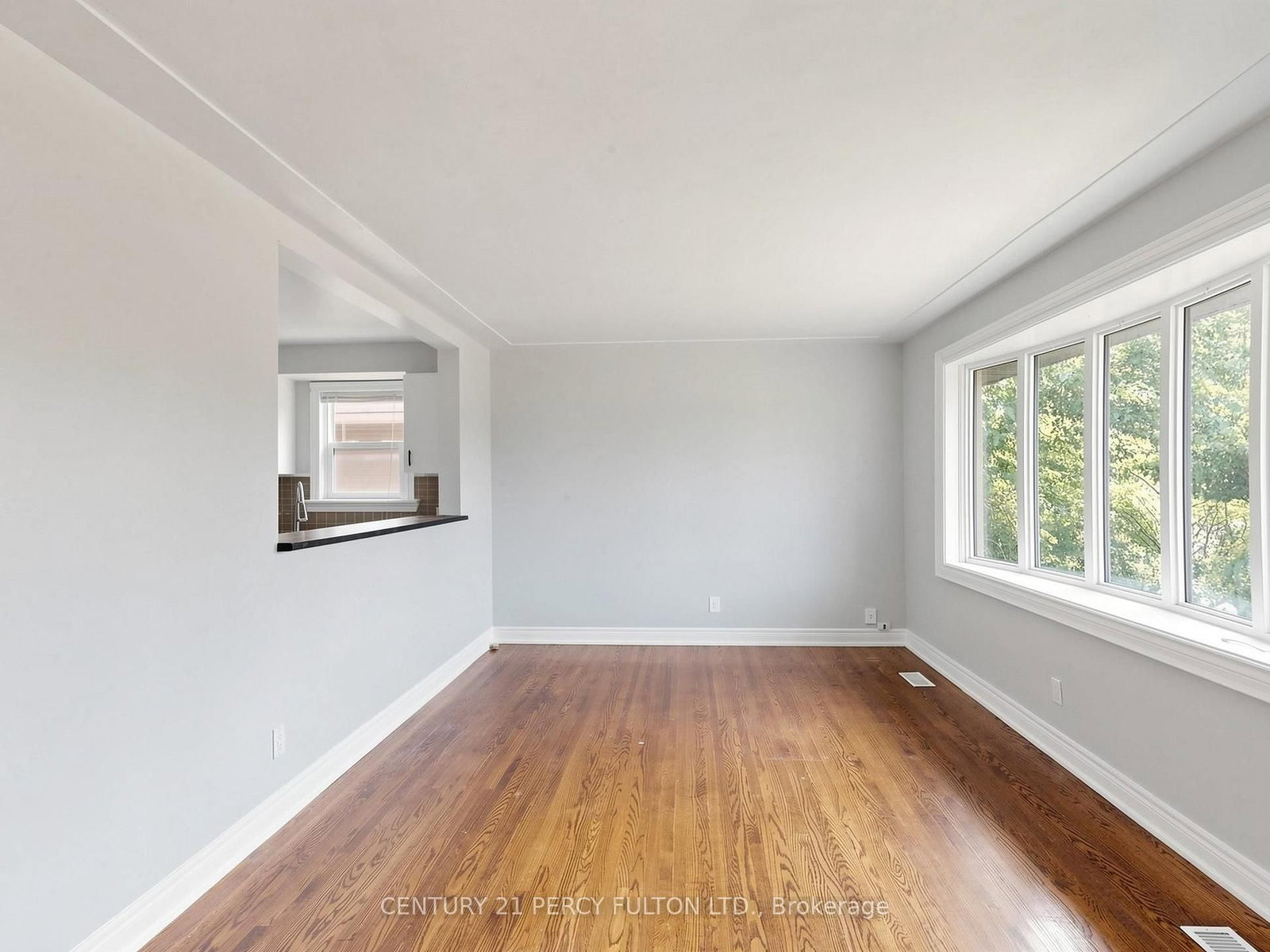 25 Kenwood Cres, Hamilton — 3