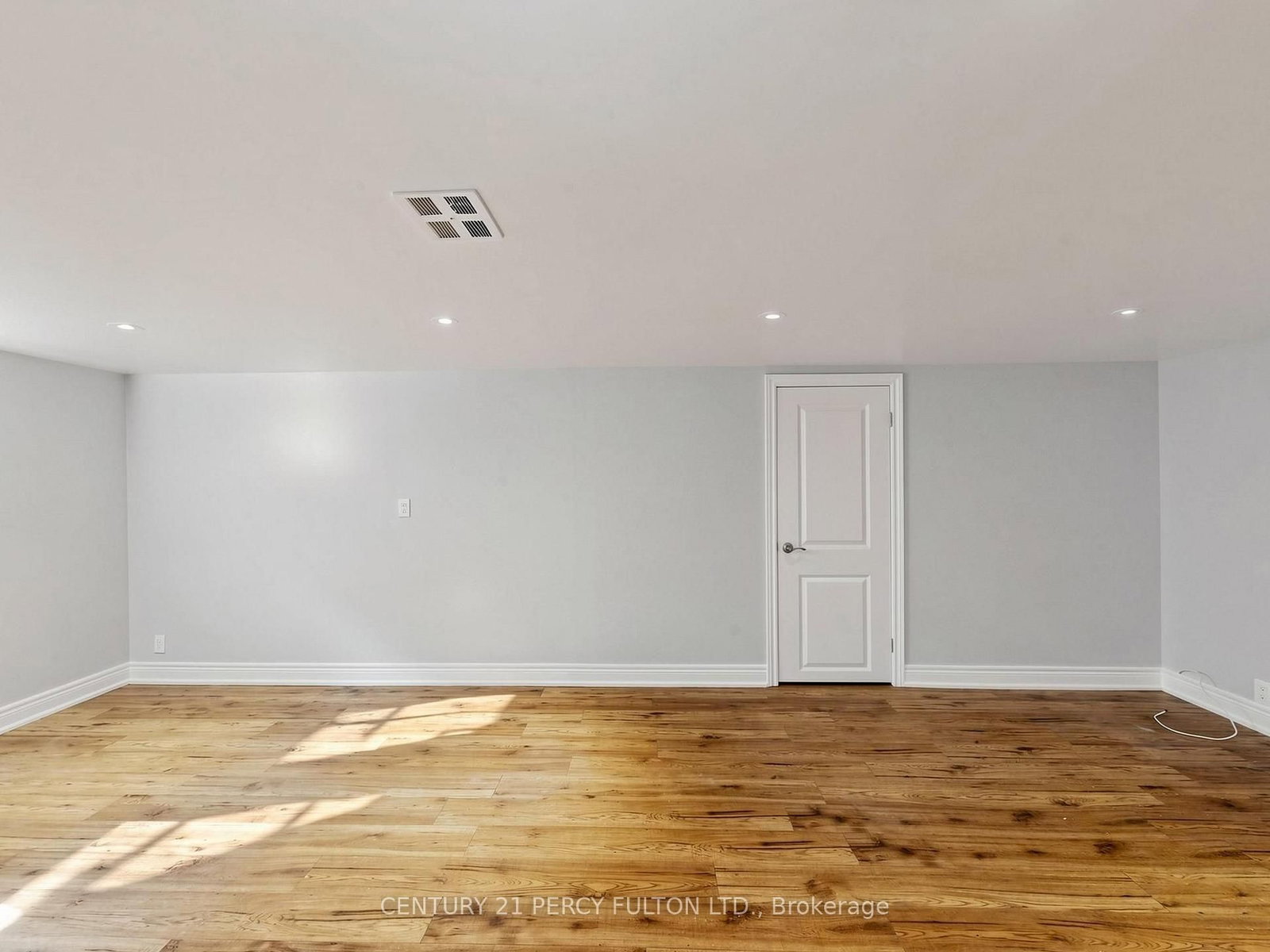 25 Kenwood Cres, Hamilton — 31