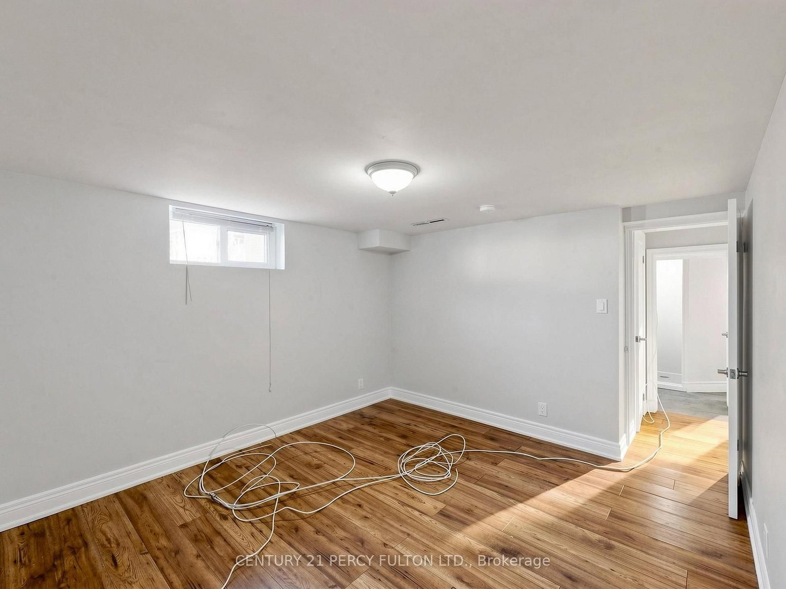 25 Kenwood Cres, Hamilton — 38