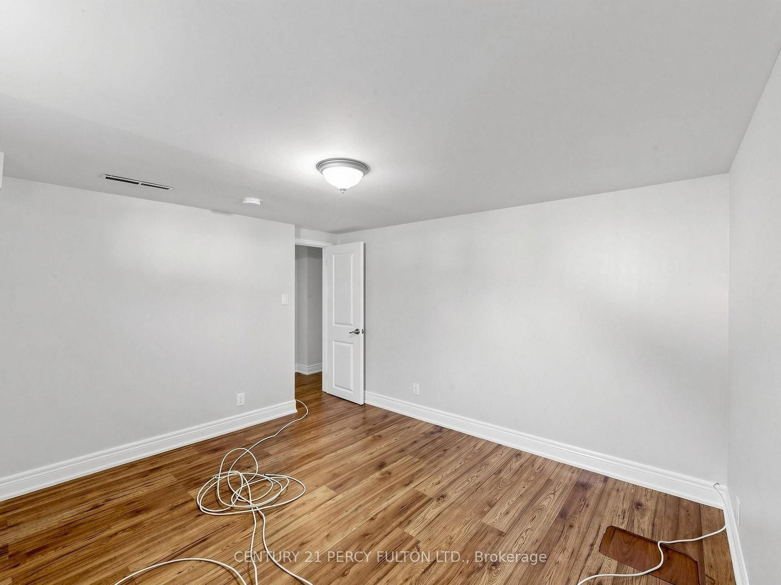 25 Kenwood Cres, Hamilton — 39