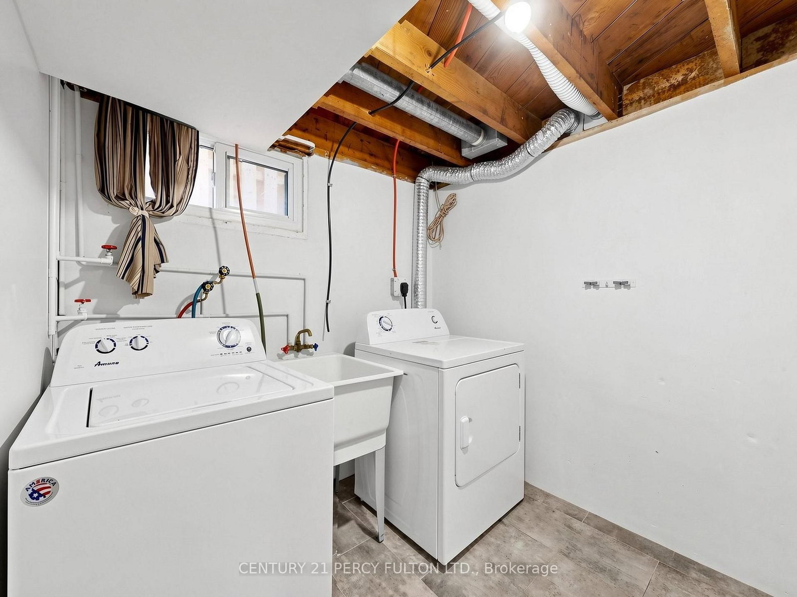 25 Kenwood Cres, Hamilton — 41