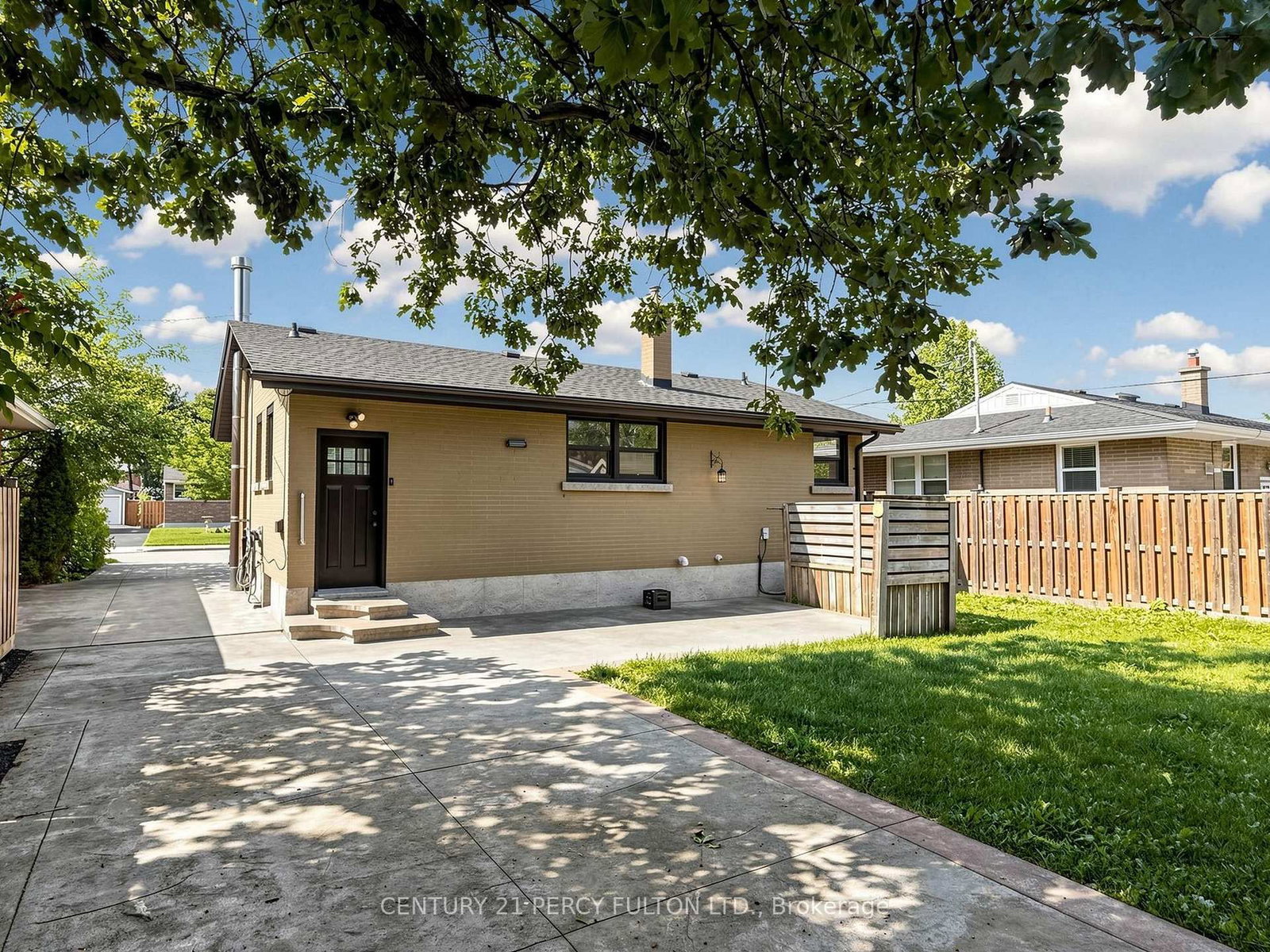 25 Kenwood Cres, Hamilton — 48