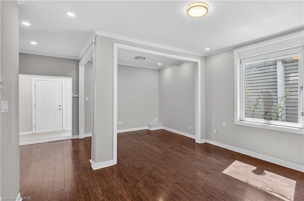 207 Rosslyn Avenue, Hamilton — 10