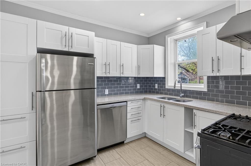 207 Rosslyn Avenue, Hamilton — 13