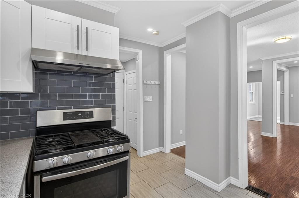 207 Rosslyn Avenue, Hamilton — 14