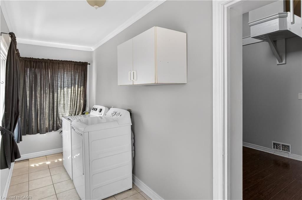 207 Rosslyn Avenue, Hamilton — 28