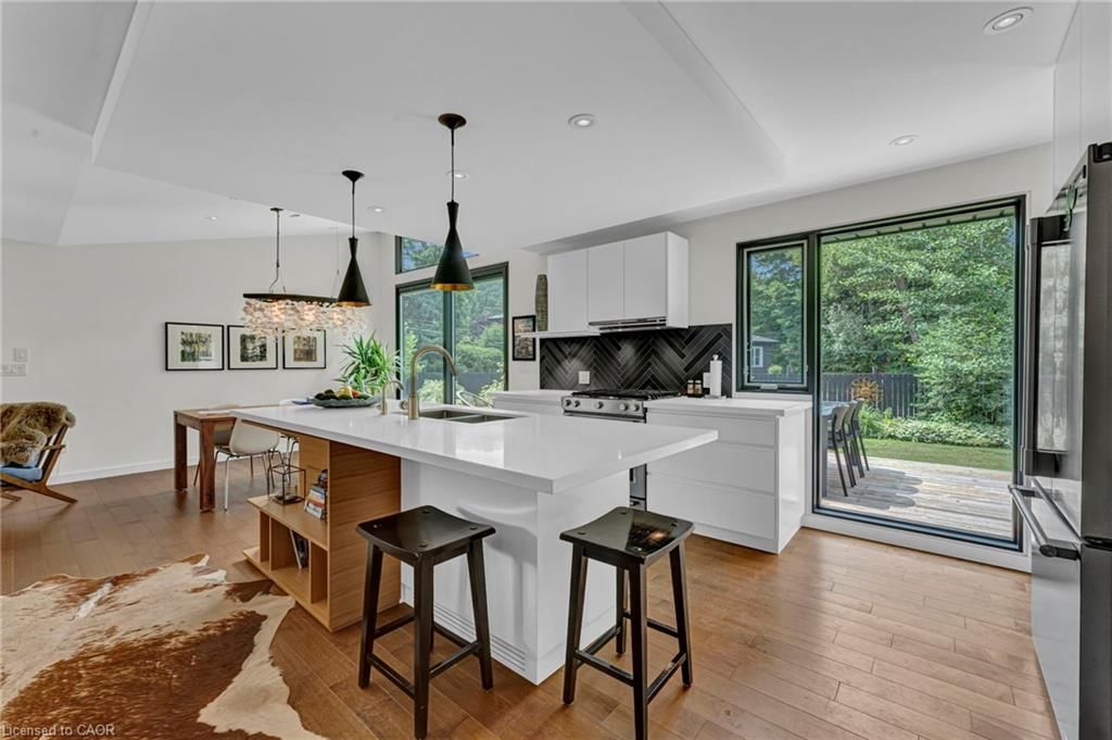 368 Philip Place, Ancaster — 11