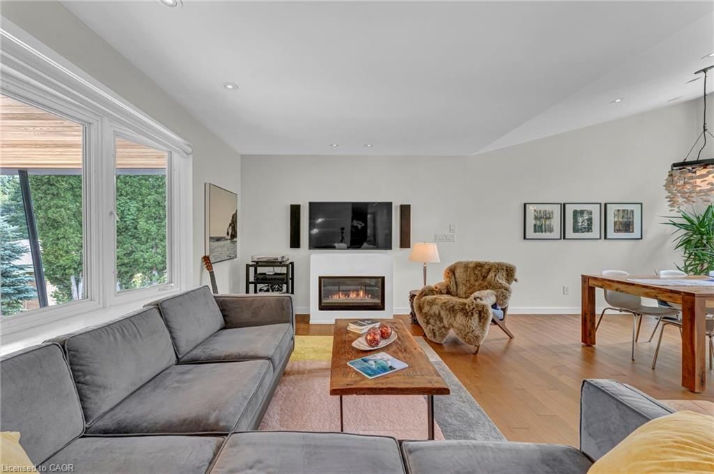 368 Philip Place, Ancaster — 19
