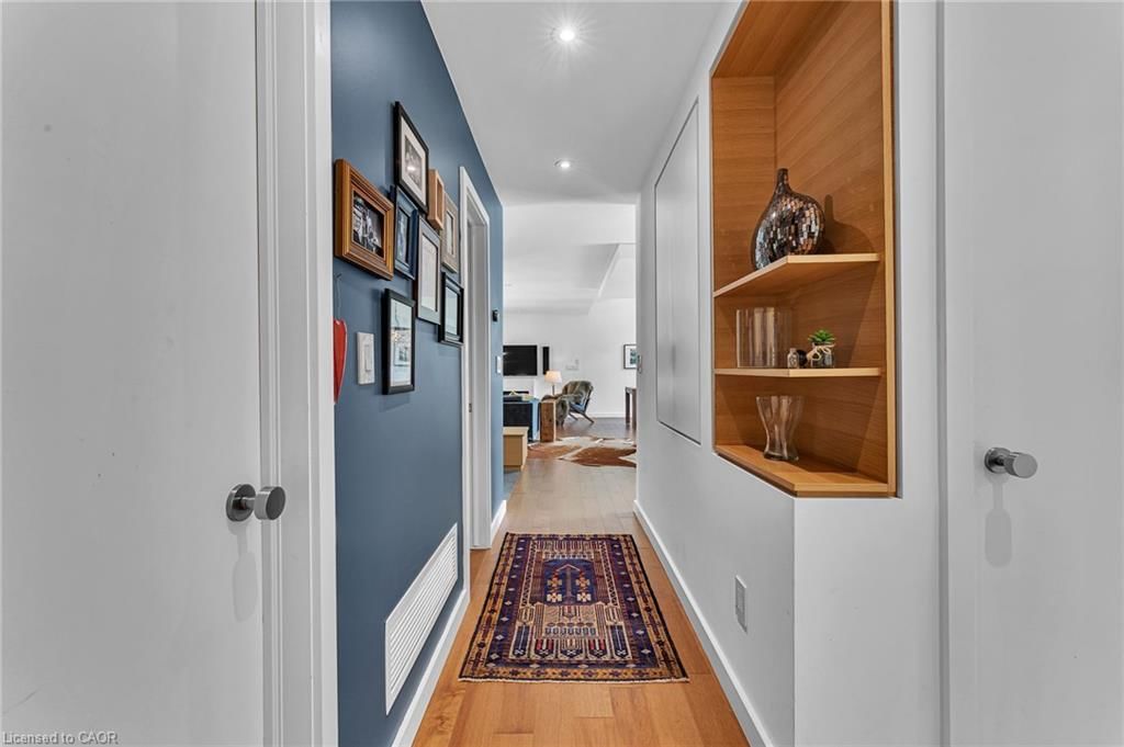 368 Philip Place, Ancaster — 22
