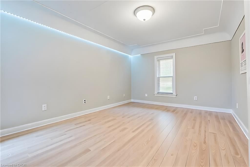 55 West 5th Street, Hamilton — 15