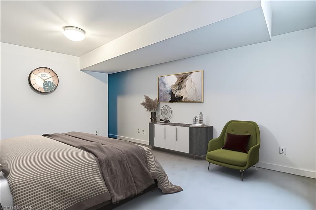 55 West 5th Street, Hamilton — 25
