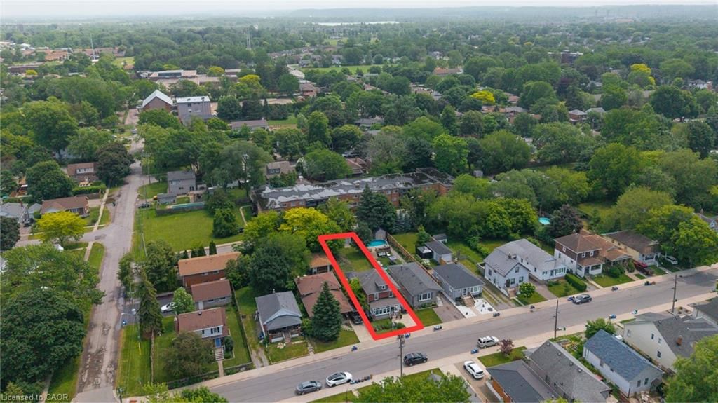 32 Lorne Street, St. Catharines — 27