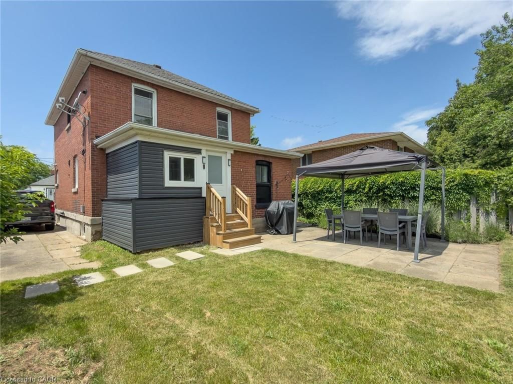 32 Lorne Street, St. Catharines — 7