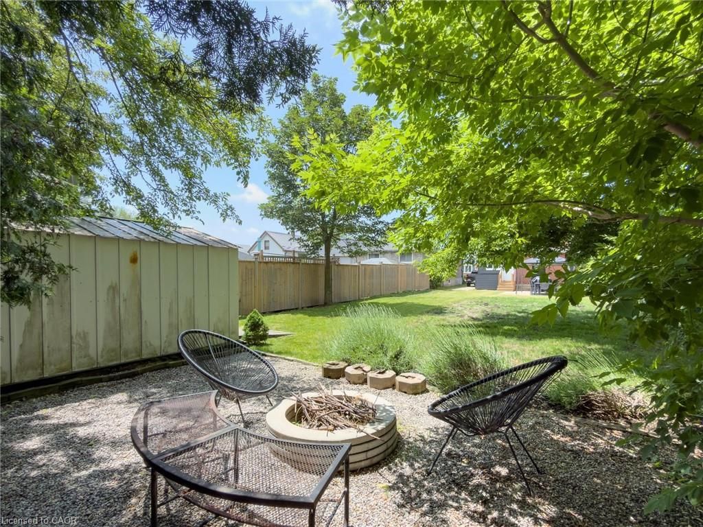 32 Lorne Street, St. Catharines — 9