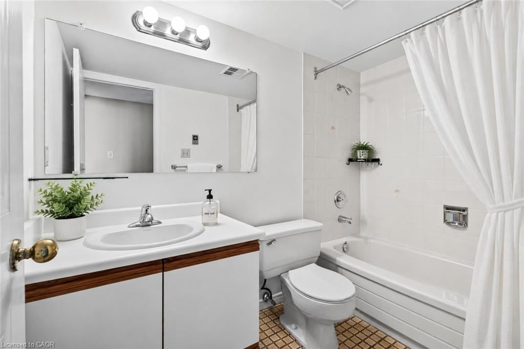 710-1225 North Shore Boulevard, Burlington — 22