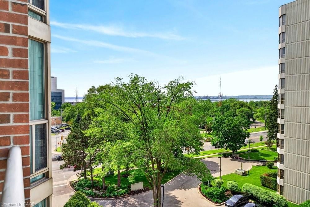 710-1225 North Shore Boulevard, Burlington — 25