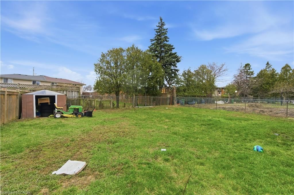 916 Stone Church Road, Hamilton — 29