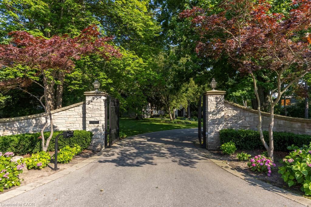 4038 Lakeshore Road, Burlington — 12
